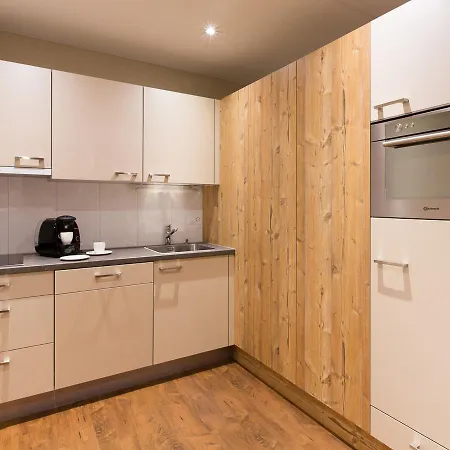 Wohntel-12 *